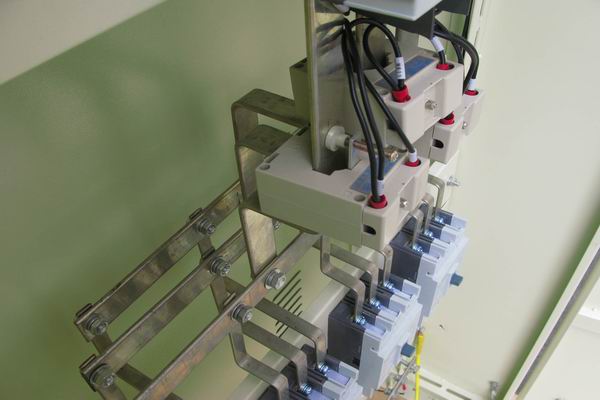 鹤岗控制箱-3683讲讲控制箱的使用特点